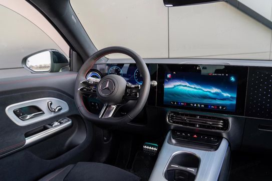 Mercedes GLB 250+ EQ AMG Line