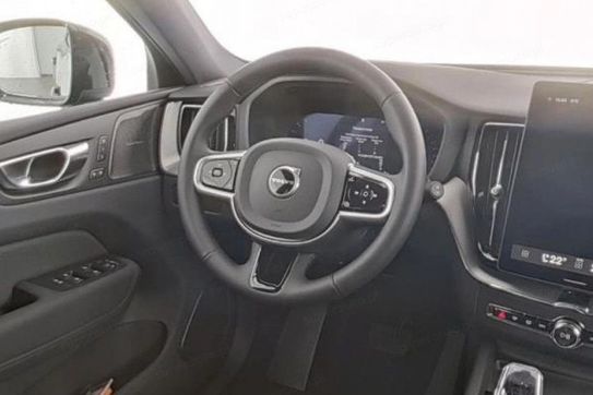 Volvo XC60 B5 B AWD Plus Black Edition aut