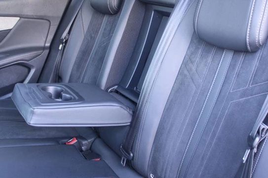 Peugeot 3008 1.6 PureTech GT Pack EAT8