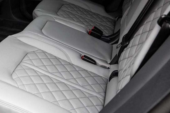 Audi Q7 50 TDI quattro S Line