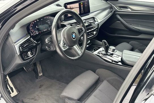 BMW Seria 5 540d xDrive sport-aut