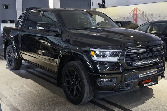 Dodge RAM 1500 V8 HEMI Laramie