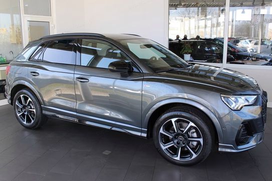 Audi Q3 35 TFSI S line