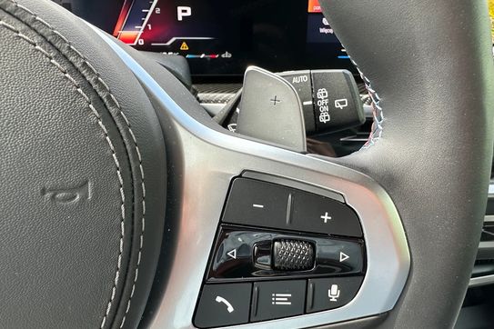 BMW X5 M60i xDrive