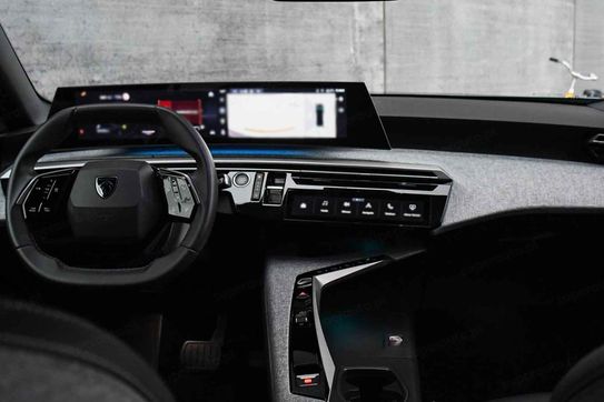 Peugeot 3008 Allure e-DCS 1.2 mHEV