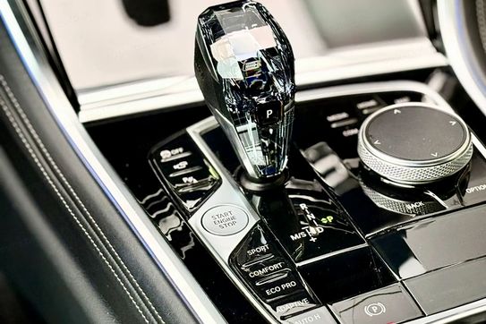 BMW Seria 8 840d xDrive mHEV