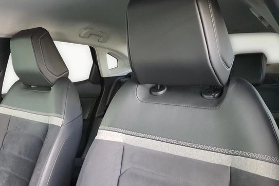 Citroen C4 X PureTech Shine Pack S&S EAT8