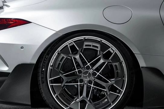 Mercedes AMG GT PureSpeed