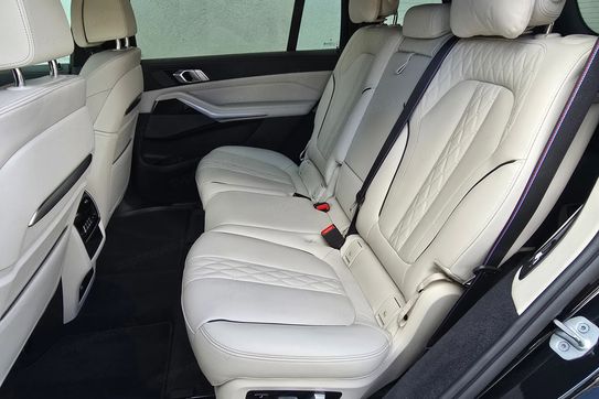 BMW X7 xDrive40d mHEV M Sport Edition sport-aut