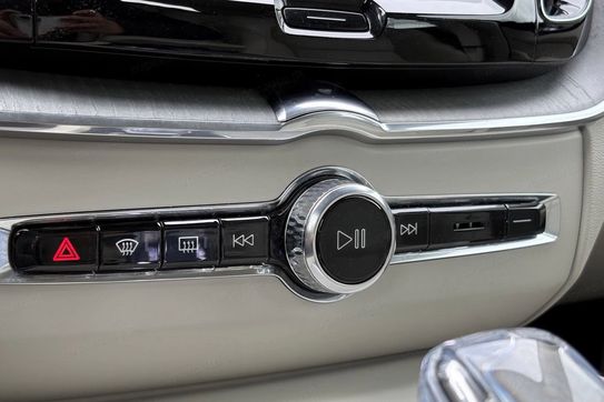 Volvo XC60 B4 D Plus Dark