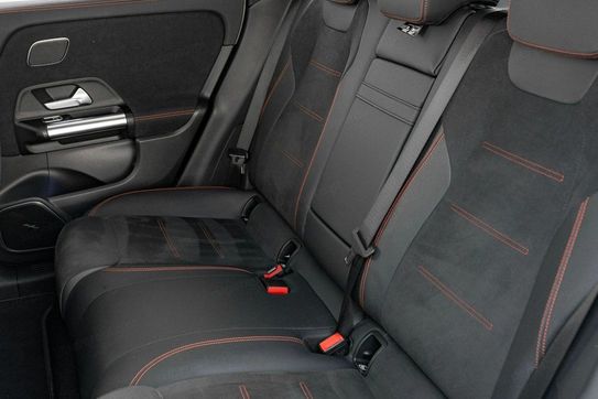 Mercedes EQA 250 66.5kWh AMG Line