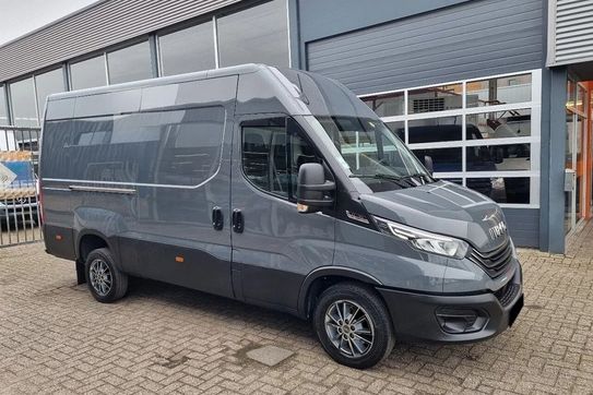 Iveco Daily 35S18 12m3