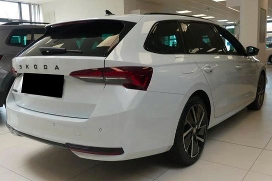 Skoda Octavia Sportline 1.5 TSI mHEV DSG