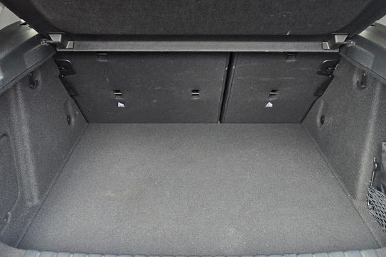 BMW Seria 1 118i Advantage aut