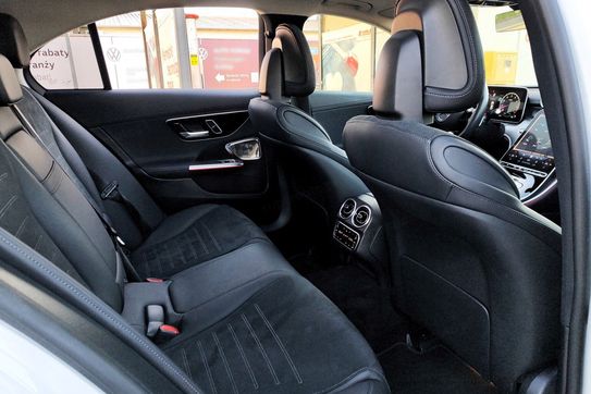 Mercedes Klasa C 200 4MATIC AMG Line