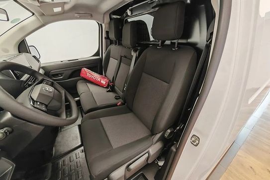 Toyota ProAce EV Long Active