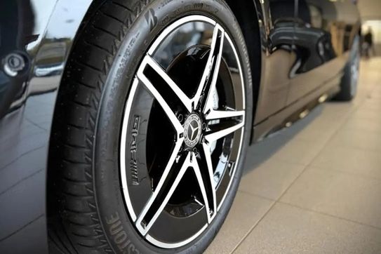 Mercedes Klasa C 220 d 4-Matic AMG