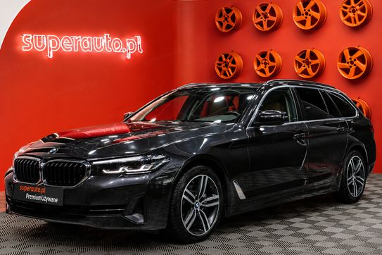 BMW Seria 5 520d mHEV Luxury Line sport-aut