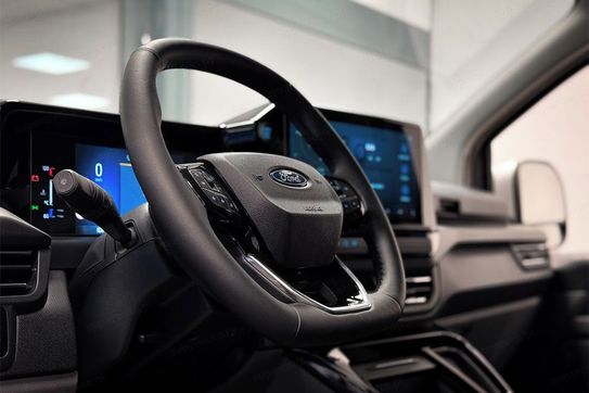 Ford Tourneo Custom 340 L2H1 Titanium X PHEV CVT