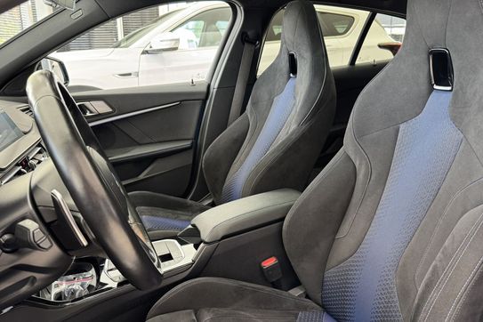 BMW Seria 1 M135i xDrive ColorVision Edition