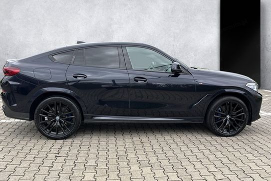 BMW X6 M50i xDrive
