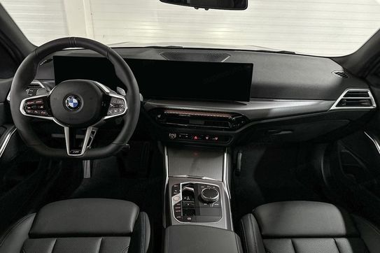 BMW Seria 3 Touring 320d xDrive M Sport