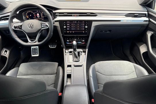 Volkswagen Arteon 2.0 TSI R-Line DSG