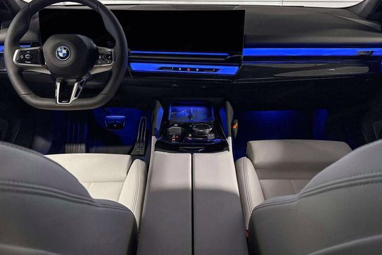 BMW Seria 5 530e xDrive M Sport