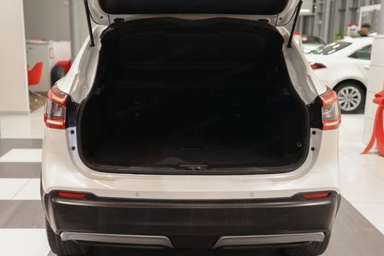 Nissan Qashqai 1.3 DIG-T N-Connecta DCT