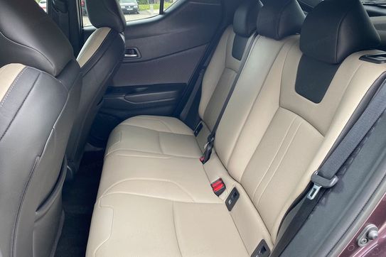 Toyota C-HR 1.8 Hybrid Executive