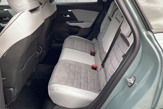 Citroen C4 Max eDCT6 1.2 mHEV