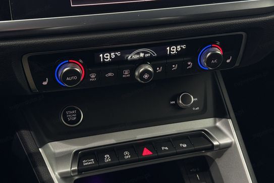 Audi Q3 35 TFSI mHEV S-Line S tronic