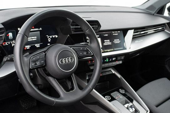 Audi A3 35 TFSI mHEV S tronic