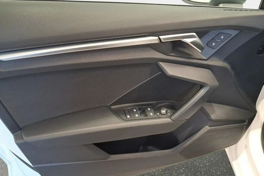 Audi A3 35 TFSI mHEV S tronic