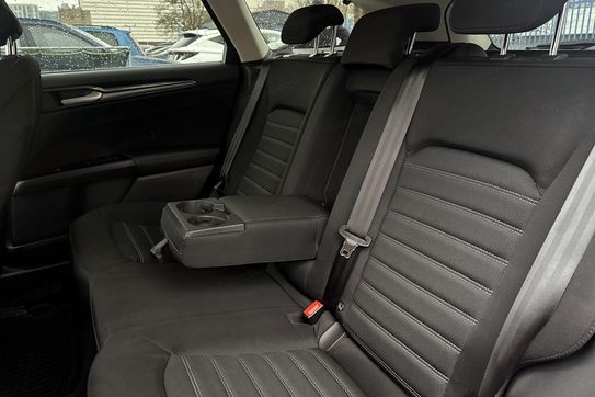 Ford Mondeo Titanium 2.0 Hybrid