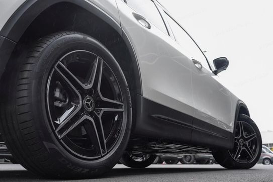 Mercedes GLB 220 4-Matic AMG Line