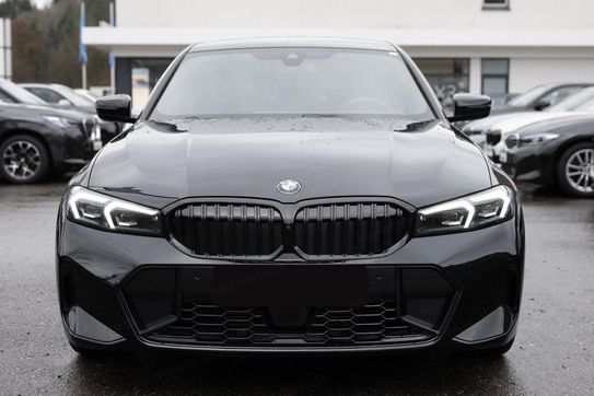 BMW Seria 3 330i xDrive M Sport