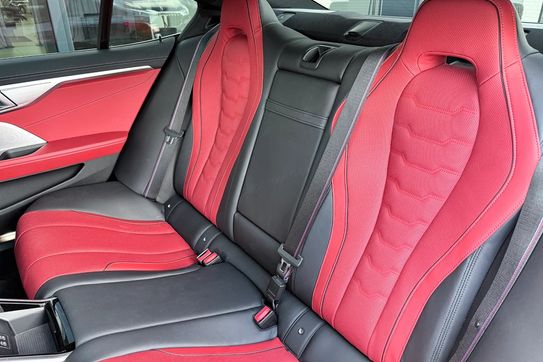 BMW Seria 8 Gran Coupe M850i xDrive