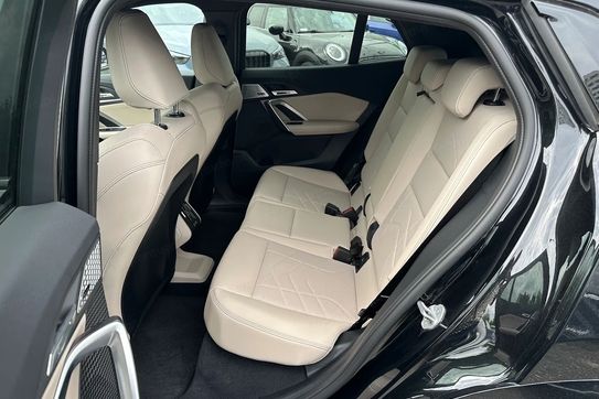 BMW X2 iX2 eDrive20 66.5kWh M Sport