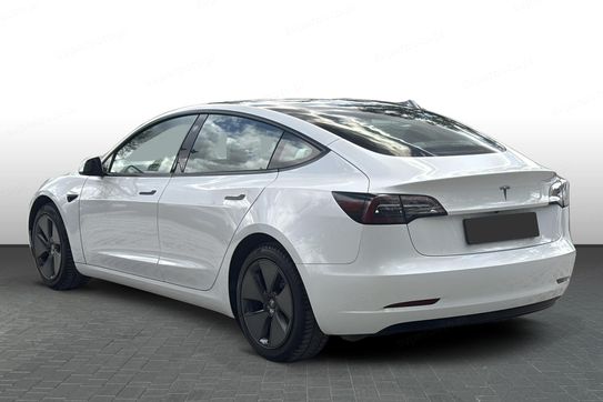 Tesla Model 3 RWD