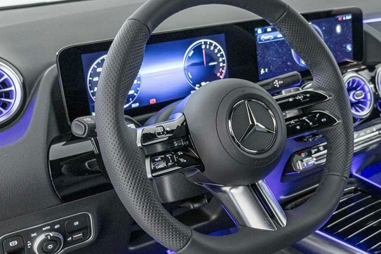 Mercedes GLA 250 e AMG Line
