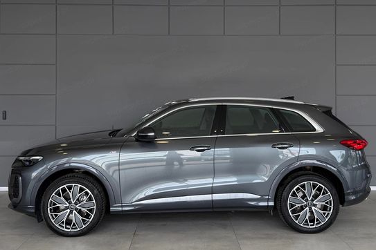 Audi Q5 TFSI quattro