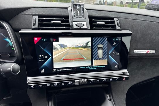 DS DS 7 Performance Line 1.6 E-Tense Hybrid AT