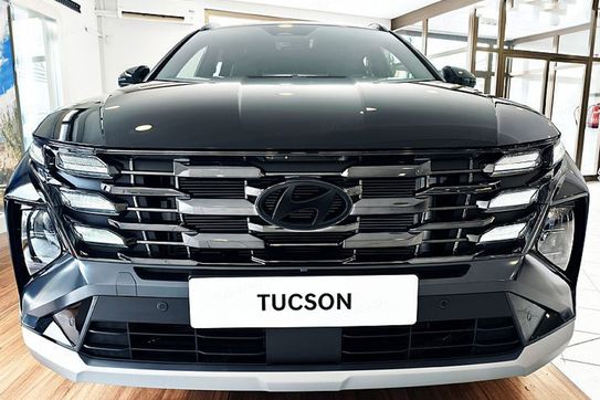Hyundai Tucson 1.6 T-GDi HEV Smart Black 2WD aut