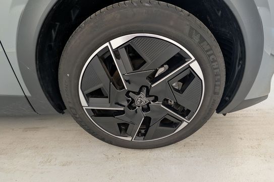 Peugeot 408 GT 1.2 mHEV e-DCS6