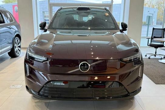 Volvo EX90 Twin AWD Plus 7 os