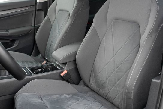 Volkswagen Golf 1.5 TSI