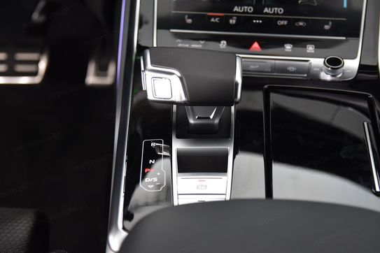 Audi Q7 TDI quattro S Line