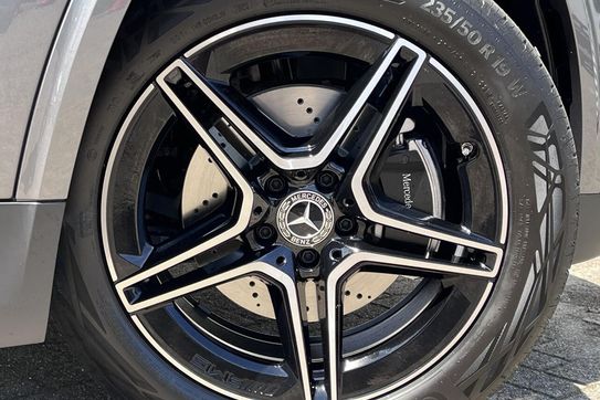 Mercedes GLA 200 AMG Line