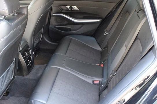 BMW Seria 3 Touring 320d xDrive Sport Line